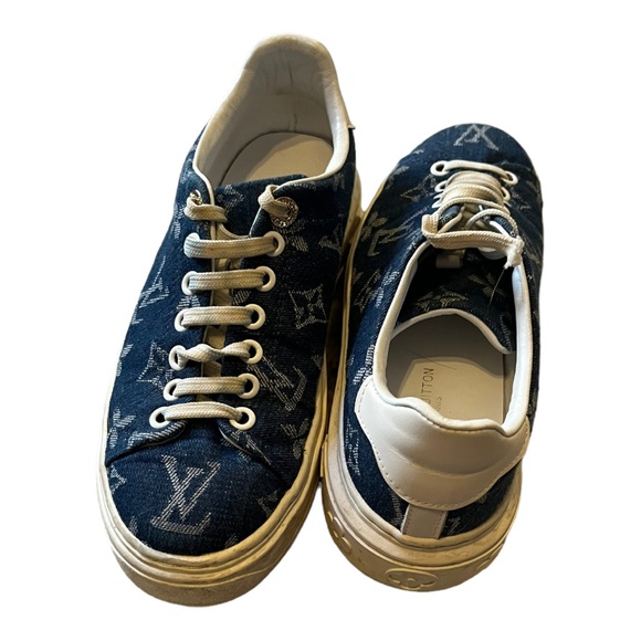 Louis Vuitton Time Out Low Top Denim Monogram Sneakers - Picture 3 of 16